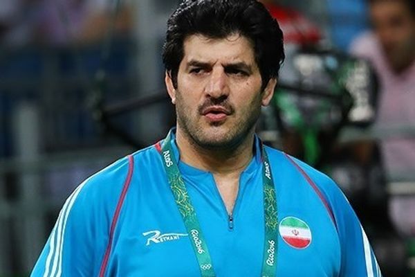 پس از ۱۰ سال رسمی شد؛ قهرمانی تیم ملی کشتی آزاد در مسابقات جهانی ۲۰۱۵ با سرمربیگری خادم