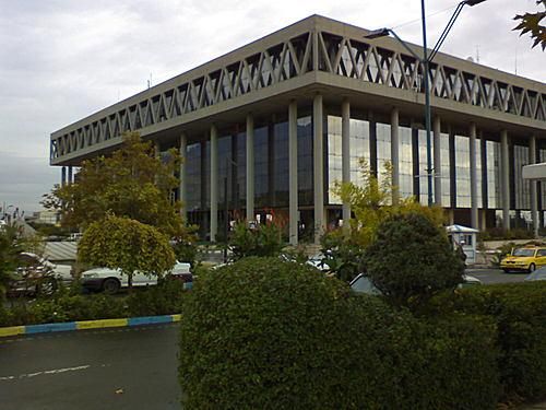 اعتراض جمعی از خبرنگاران صدا و سیما به بهرهکشی این سازمان از کارکنانش