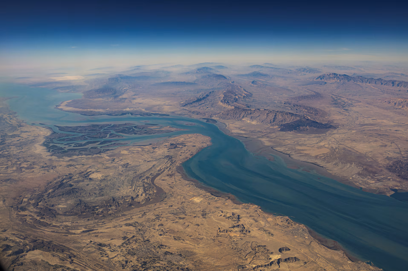 آغاز محاصره دریایی بنادر جنوب ایران از سوی آمریکا