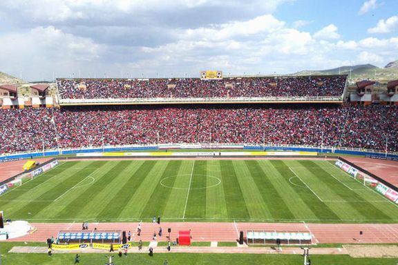 بازی بزرگ هفته در تبریز؛ تراکتور-پرسپولیس با حضور تماشاگران و VAR برگزار میشود