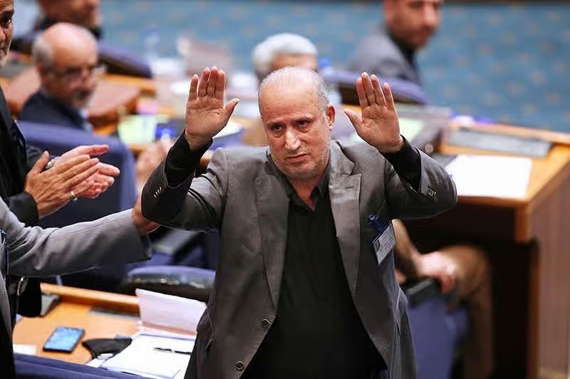 مهدی تاج و همراهانش از کانادا اخراج شدند