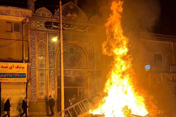 اندیشکده چتمهاوس: جمهوری اسلامی در مرحله پایانی عمر خود است