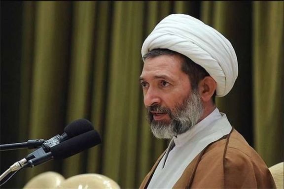 مشاور مدیر حوزههای علمیه: گرانی و اختلاس وجود دارد اما نیمه پر لیوان نظام بیشتر است