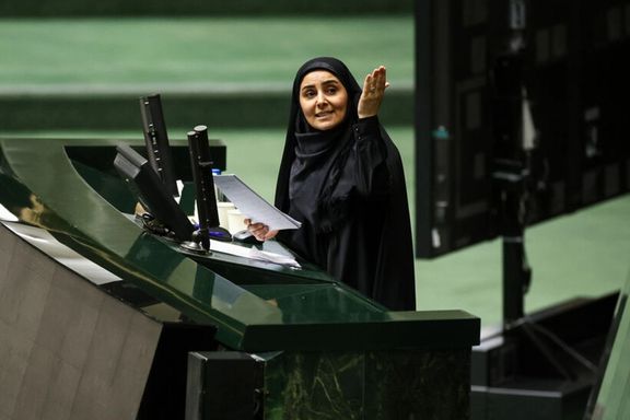 وزیر راه بعد از تکذیب رسمی، خبر ایراناینترنشنال را درباره ماجرای فرودگاه اردبیل تایید کرد