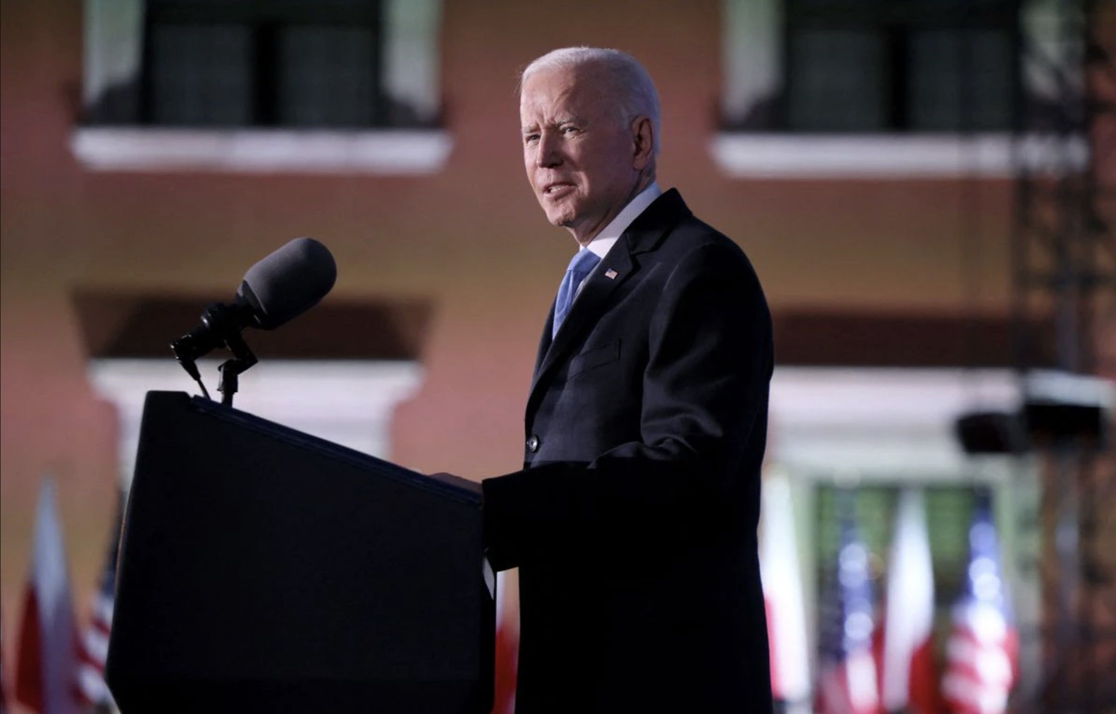 جو بایدن: سخنانم درباره برکناری پوتین ابراز خشم اخلاقی بود، نه اعلام سیاست جدید آمریکا