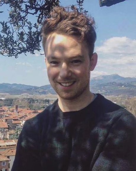 Swedish citizen Johan Floderus held in Iran