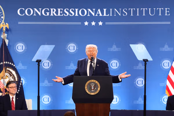 ترامپ در جمع جمهوریخواهان، جنگ با ایران را ماموریتی کوتاه برای ساختن کشوری جدید خواند