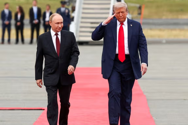 کرملین در واکنش به گزارش فایننشالتایمز درباره لغو نشست ترامپ و پوتین: قابل استناد نیست