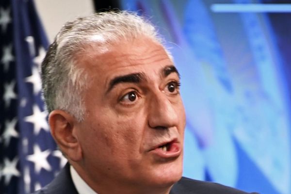 رضا بهلوي: المفاوضات مع طهران محكوم عليها بالفشل مسبقًا