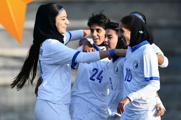 حسنزاده ۰-۲ استقلال؛ صعود تیم زنان استقلال به پلیآف لیگ برتر با هشتمین پیروزی پیاپی