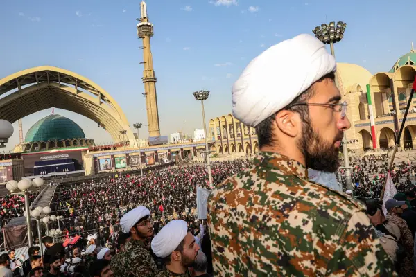 صحيفة ألمانية: وثيقة سرية إيرانية تحذّر من سقوط 3000 قتيل خلال مراسم تشييع خامنئي