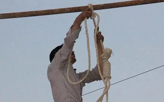 اعدام گروهی ۱۰ متهم جرایم مواد مخدر در زندان قزلحصار در یک روز