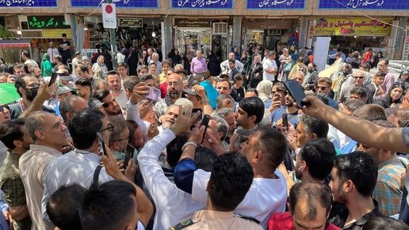 Mahmoud Ahmadinejad among his supporters in Tehran, June 6, 2024