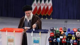 Tehran commentator proposes referendum to break US-Iran deadlock