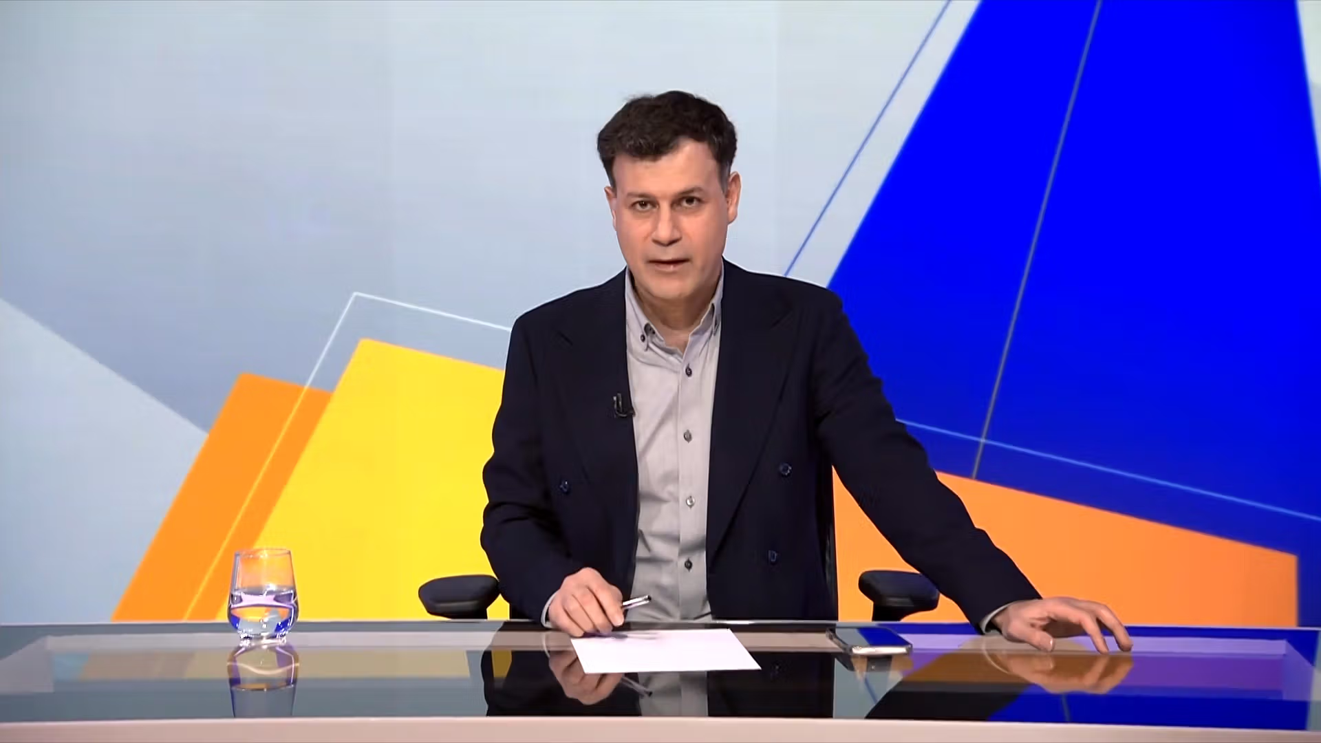 دومینو: مذاکره برای تسلیم