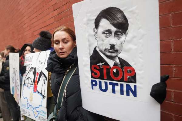 US Says It Will Work With Russia On Iran Despite Ukraine Invasion
