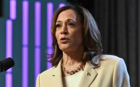 کامالا هریس در سخنرانی در کاخ سفید: دستاوردهای جو بایدن «در تاریخ مدرن بیسابقه بوده است»