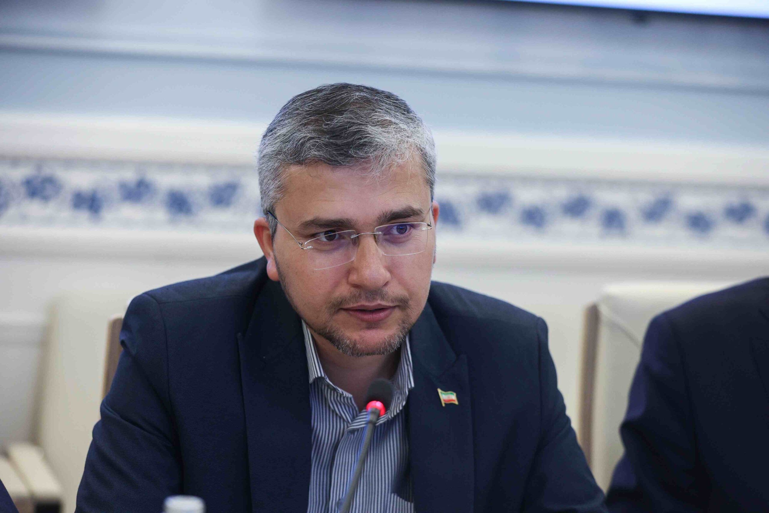 برلماني إيراني: إرسال متطوعين إلى لبنان ليس على جدول أعمال طهران الآن 