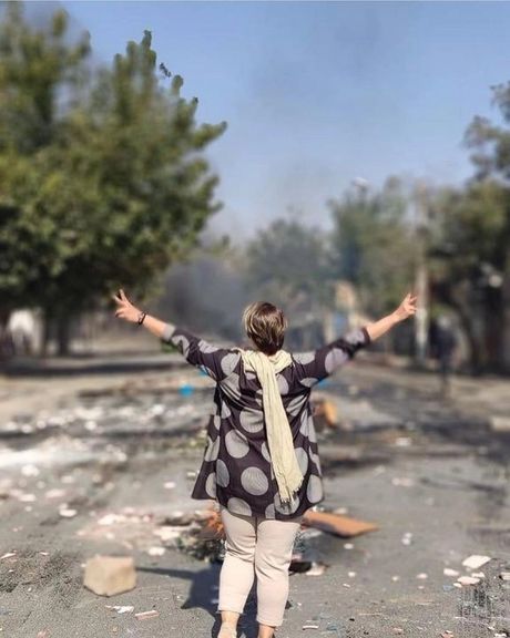 ادامه اعتراضات در شامگاه پنجشنبه؛ «جوانان محلات تهران» برای تجمعات شنبه فراخوان دادند