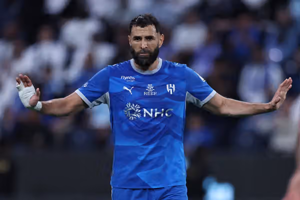 بنزما از الهلال جدا میشود، اما قصد بازنشستگی ندارد