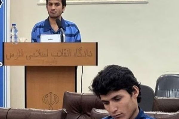 إعدام أفغانيين اثنين في قضية الهجوم على "ضريح شيراز" فجر اليوم في إيران.. "على الملأ"