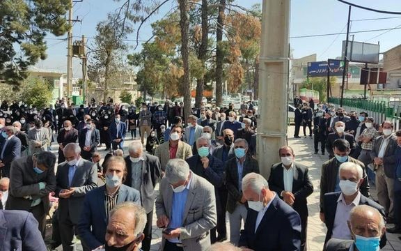 السلطات الإيرانية تعتقل عددا من المعلمين خلال تجمعهم الاحتجاجي في مختلف مدن إيران