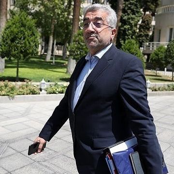 روابط عمومی وزارت نیرو: وزیر نیرو در هتل زندگی نمیکند