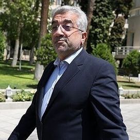 گروه هتلهای اسپیناس خبر اقامت رضا اردکانیان، وزیر نیرو، را در این هتلها رد کرد