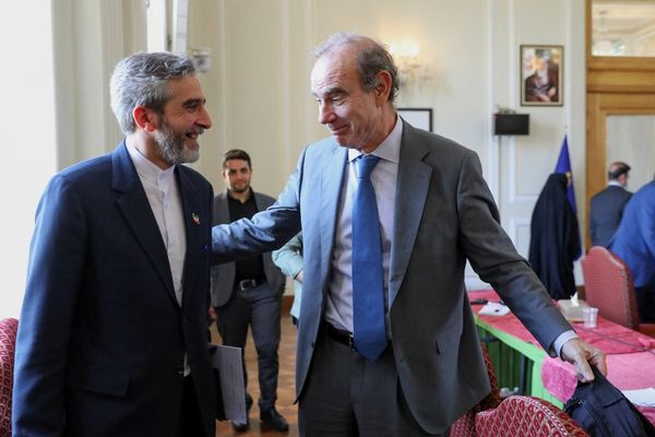 Tehran Lawmaker Claims US And Europe Knocking On Iran's Door