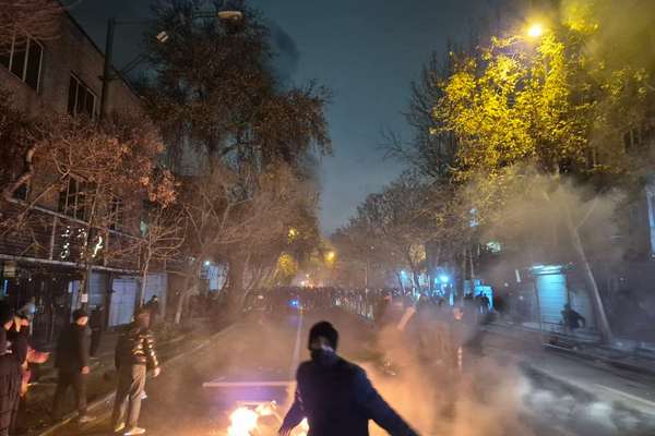 تجمعهای اعتراضی ایرانیان خارج کشور در شهرهای مختلف جهان در حمایت از انقلاب ملی