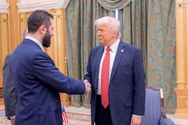 رویترز: ارتش آمریکا قصد دارد در یکی از پایگاههای هوایی دمشق مستقر شود