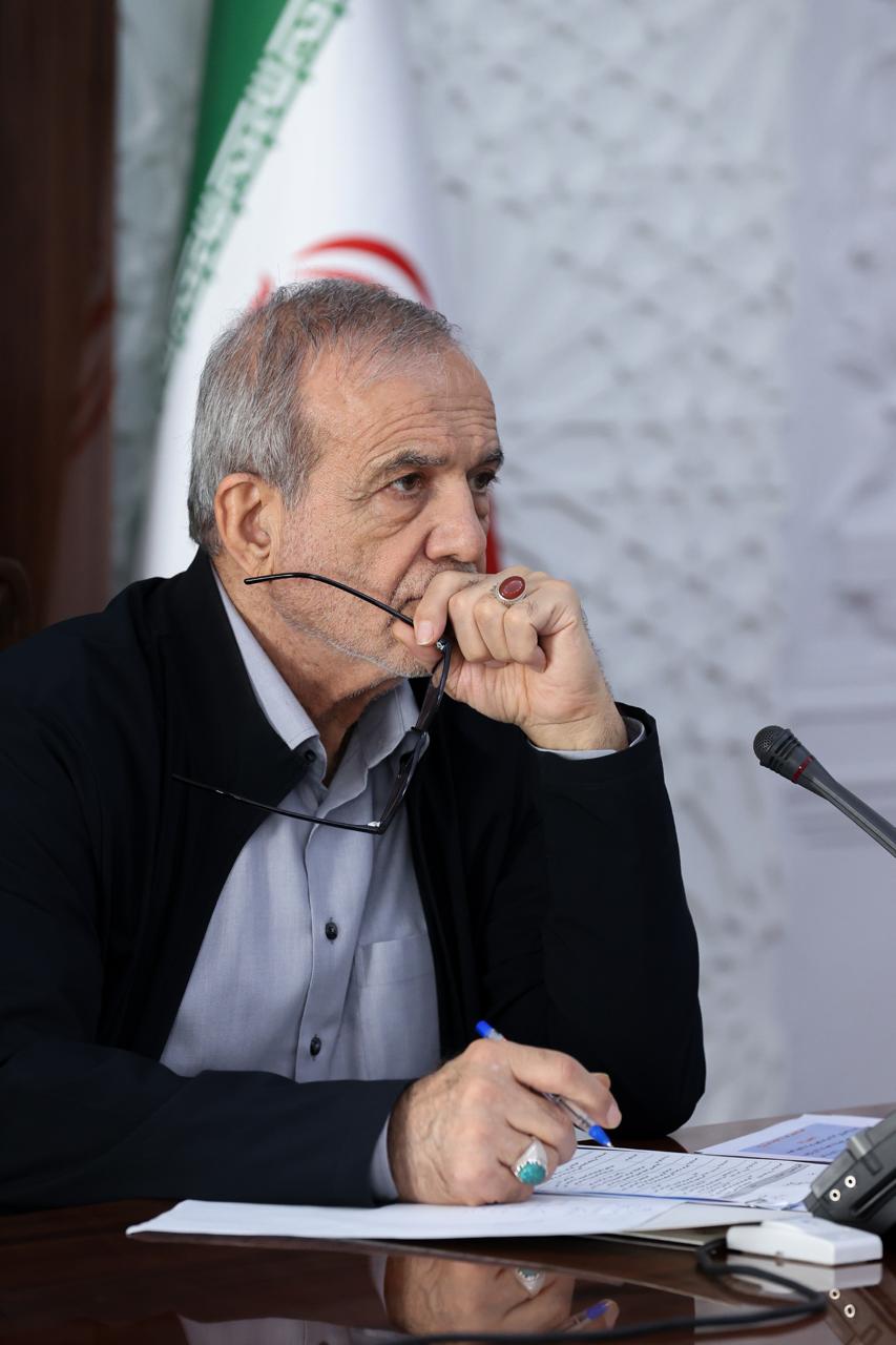 مسعود پزشکیان: حتی آب را هم به قیمت بنزین نمی‌دهند