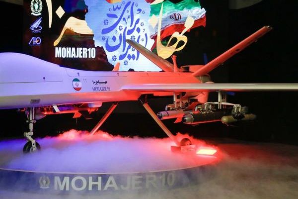 النظام الإيراني يكشف النقاب عن طائرة مسيرة جديدة "مماثلة" لطائرة أميركية