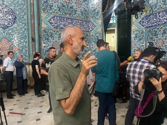 نوری، مقام قضایی دخیل در اعدامهای ۶۷: رای دادن مردم مثل بازگشت من به کشور یک جشن ملی است