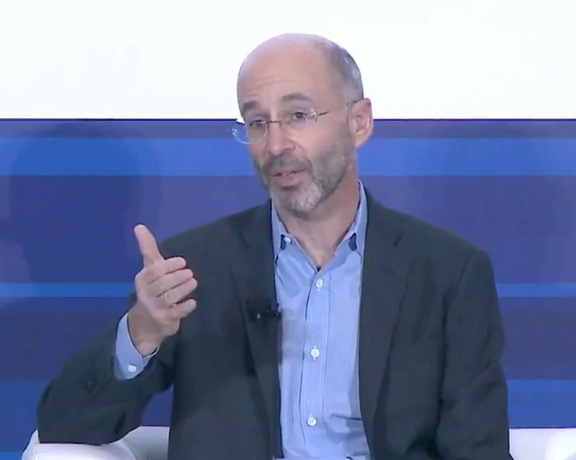 رابرت مالی: رهبران جمهوری اسلامی خود را در یک «چرخه معیوب» حبس کردهاند