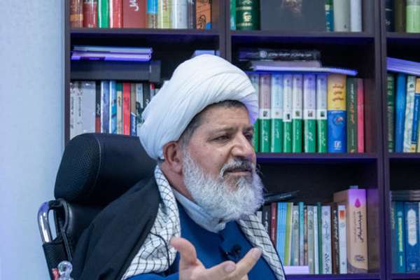 رییس سازمان عقیدتی سیاسی انتظامی: حکم قاتلان خامنهای را باید در ملا عام اجرا کنیم