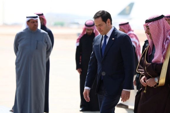 همزمان با سفر هیئتهای عالیرتبه آمریکا و روسیه به عربستان سعودی، زلنسکی به امارات رفت