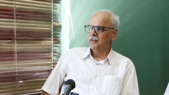 سعید مدنی از درون زندان نیز به انتشار دیدگاههای خود پرداخت