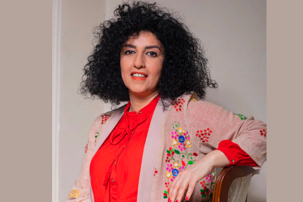 الناشطة الإيرانية نرجس محمدي: النظام يريد أن يرهب الشعب بإعدام السجينات السياسيات