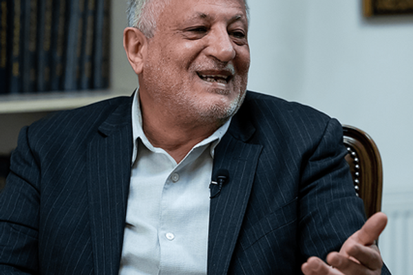 محسن هاشمی: وضع خانواده ما نسبت به قبل از انقلاب بدتر شده و هرچه داریم میفروشیم