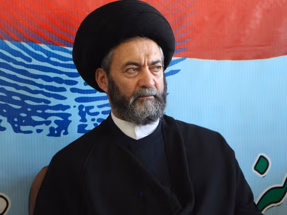 نماینده خامنهای در اردبیل: من برای خانواده سلطنتی ایران خیرخواهی دارم