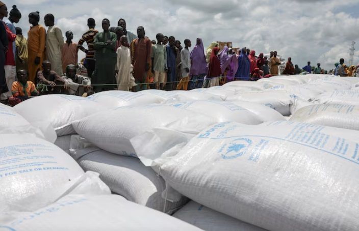 بیش از ۲۰ کشور ثروتمند جهان کمک‌ مالی به برنامه‌های توسعه جهانی را کاهش داده‌اند