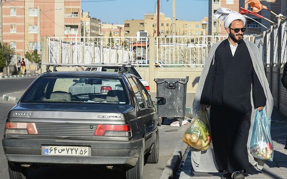 معاون حوزه علمیه اصفهان: طلبهها در معیشت و اداره حداقل زندگی با مشکل مواجهاند