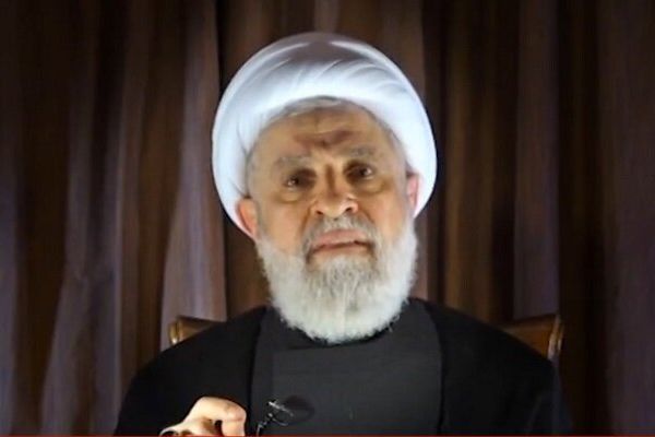 موقع "إرم نيوز": نعيم قاسم فرّ إلى طهران بطائرة وزير الخارجية الإيراني