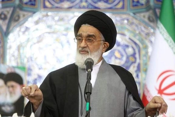 نماینده خامنهای در قم: مسئولان مراقب خرابکاریهای نفوذیها باشند