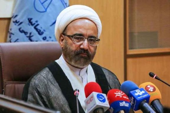 نائب رئيس القضاء الإيراني: هل أبكي كي يصدق أعضاء البرلمان أننا بحاجة للمال؟