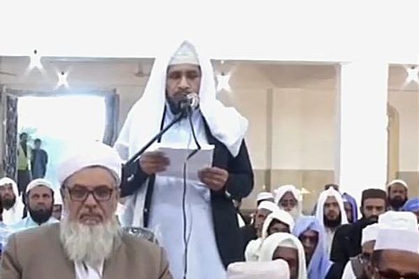 علماء 3 مدن سنية إيرانية للنظام الإيراني: أوقفوا آلة قمع الشعب وأفرجوا عن جميع المعتقلين