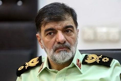 فرمانده انتظامی کل کشور: دختران ما را میبرند خارج و رایگان آموزش بیحیایی میدهند
