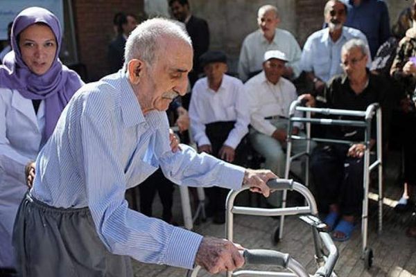 Iran’s Health Ministry Warns of Ageing Population