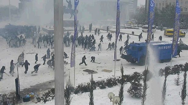 ده‌ها کشته و هزاران بازداشتی در ادامه اعتراضات قزاقستان؛ ابراز نگرانی از مداخله روسیه